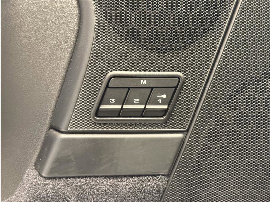 Used 2010 Porsche 911 Carrera 4S image 27