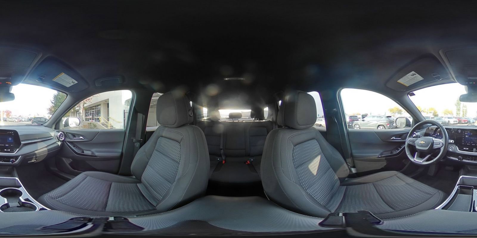 Used 2025 Chevrolet Equinox LT image 41