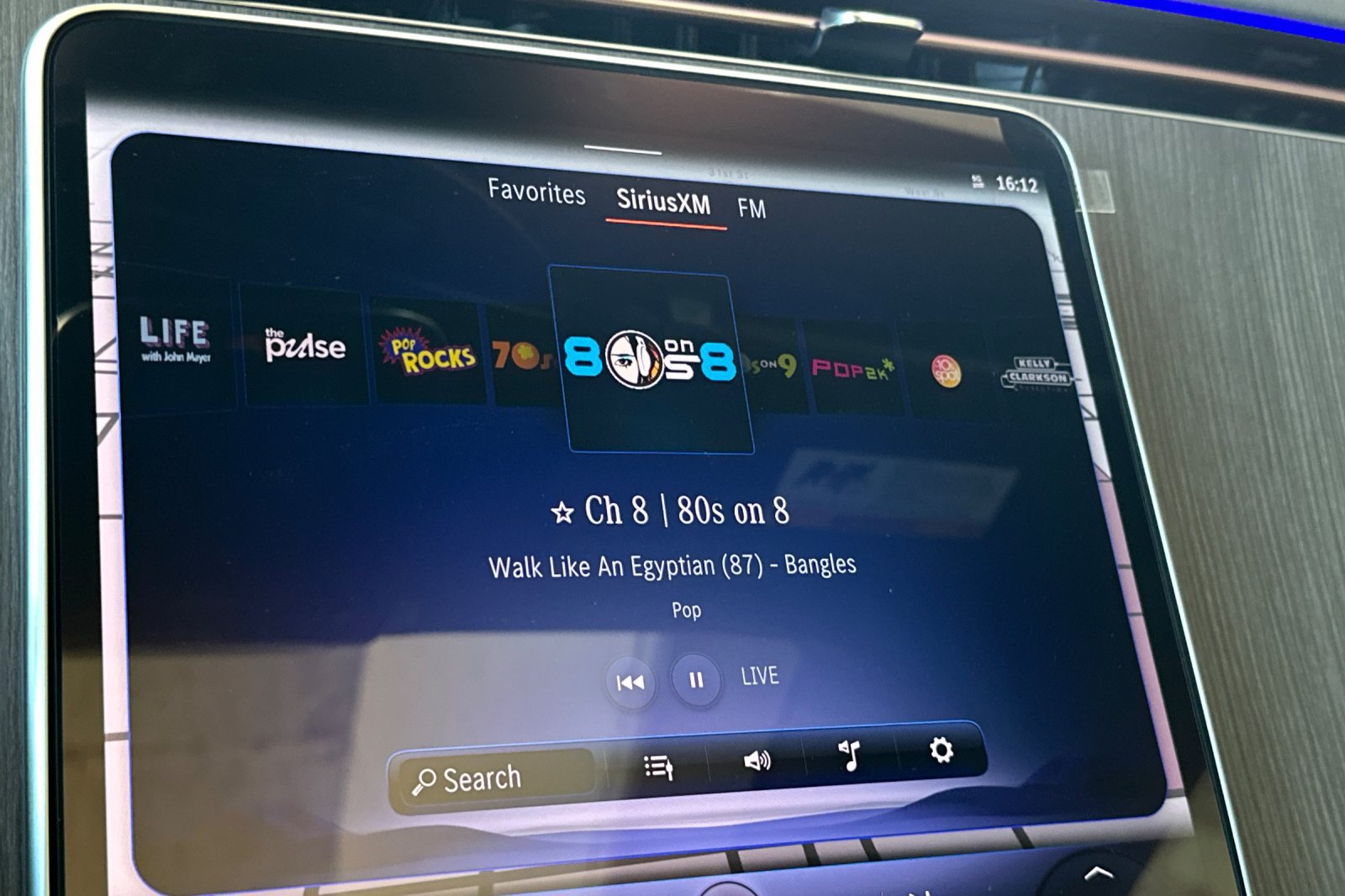 New 2026 Mercedes-Benz EQE 320 4MATIC SUV image 18