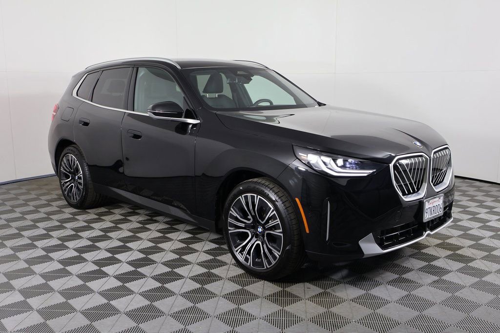 Used 2025 BMW X3 xDrive30i w/ Convenience Package image 3