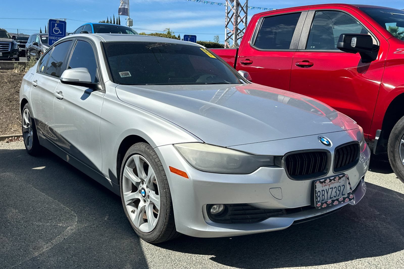 Used 2014 BMW 320i xDrive Sedan AWD/4WD image 2