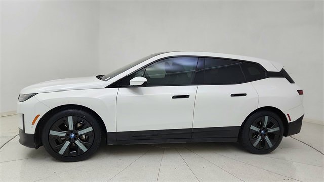 Used 2022 BMW iX xDrive50 w/ Premium Package image 3