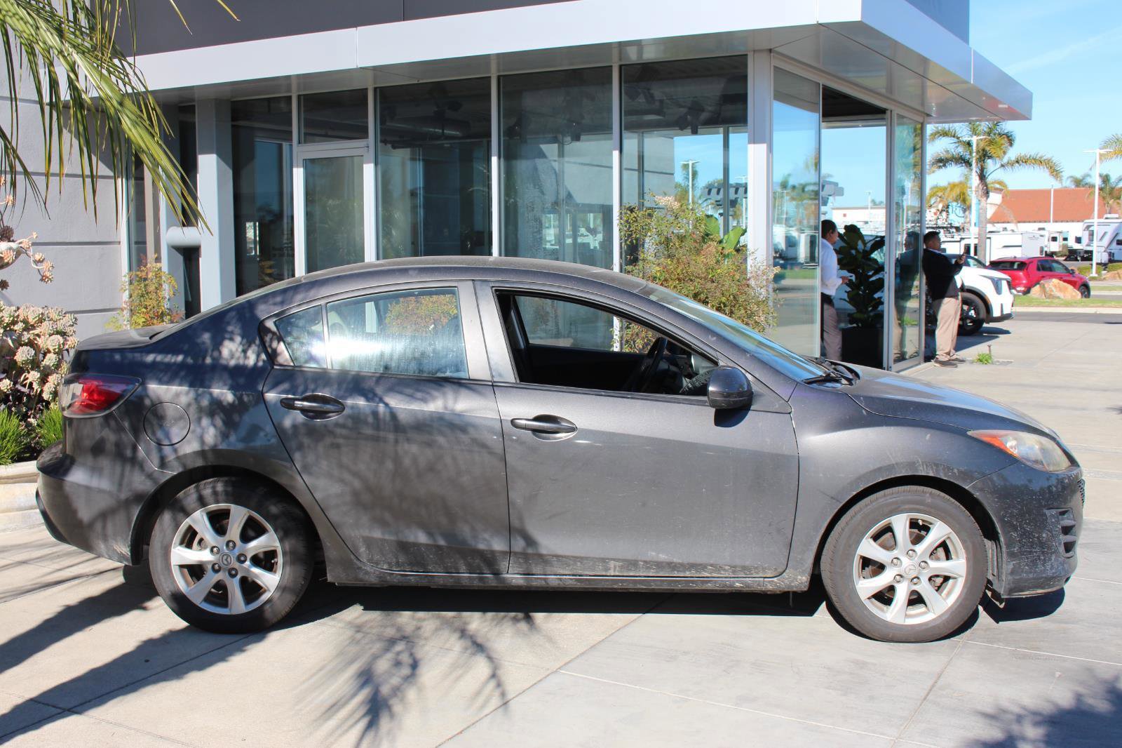 Used 2010 MAZDA MAZDA3 i Touring image 10