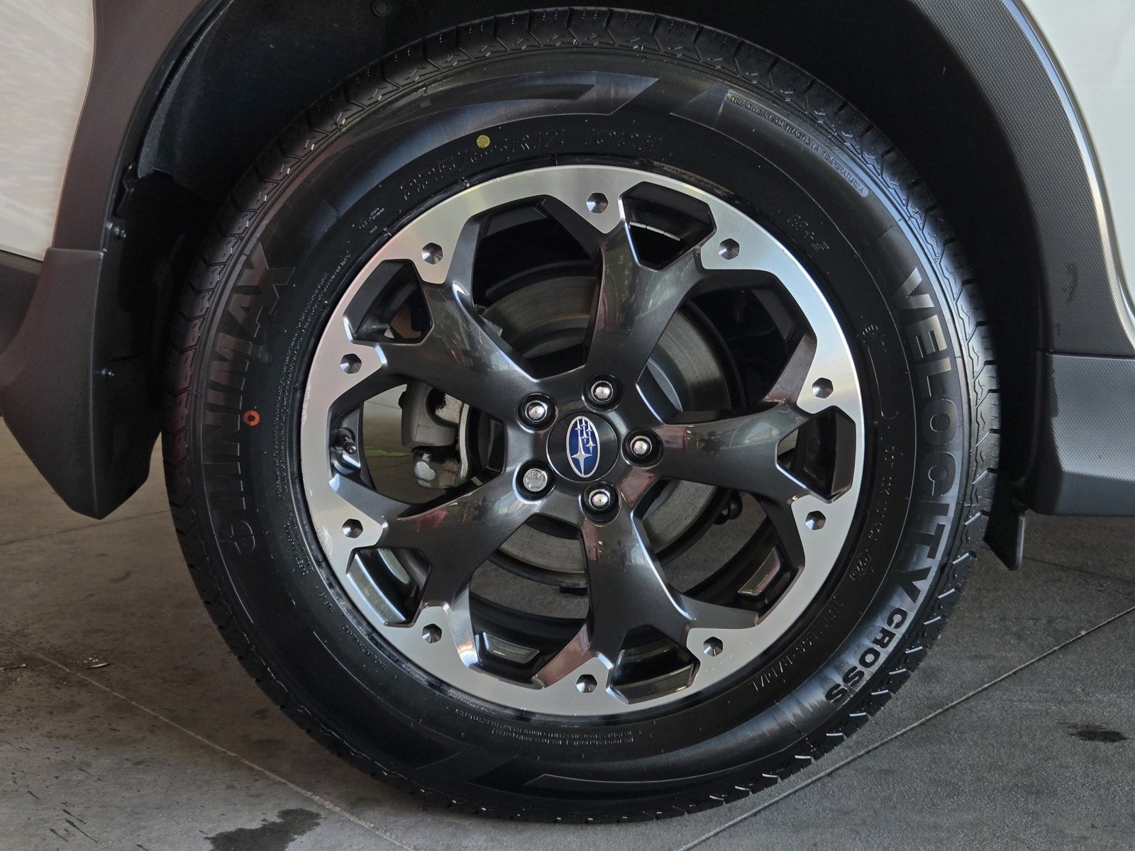 Used 2023 Subaru Crosstrek 2.0i Premium image 5