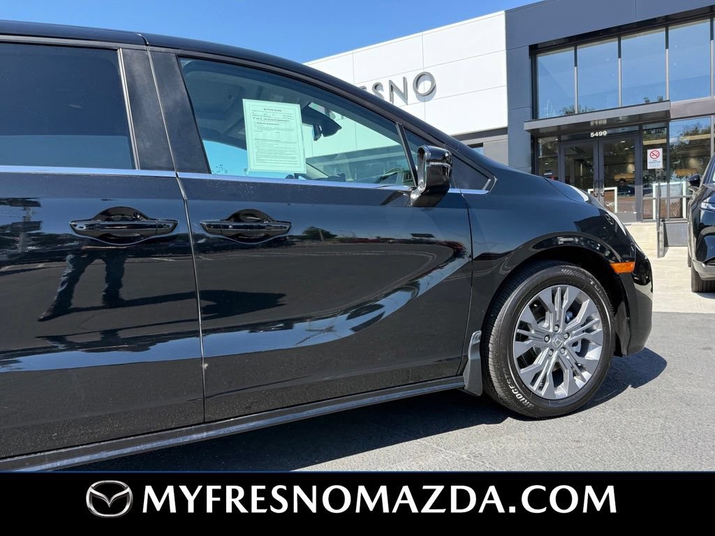 Used 2025 Honda Odyssey Touring image 15