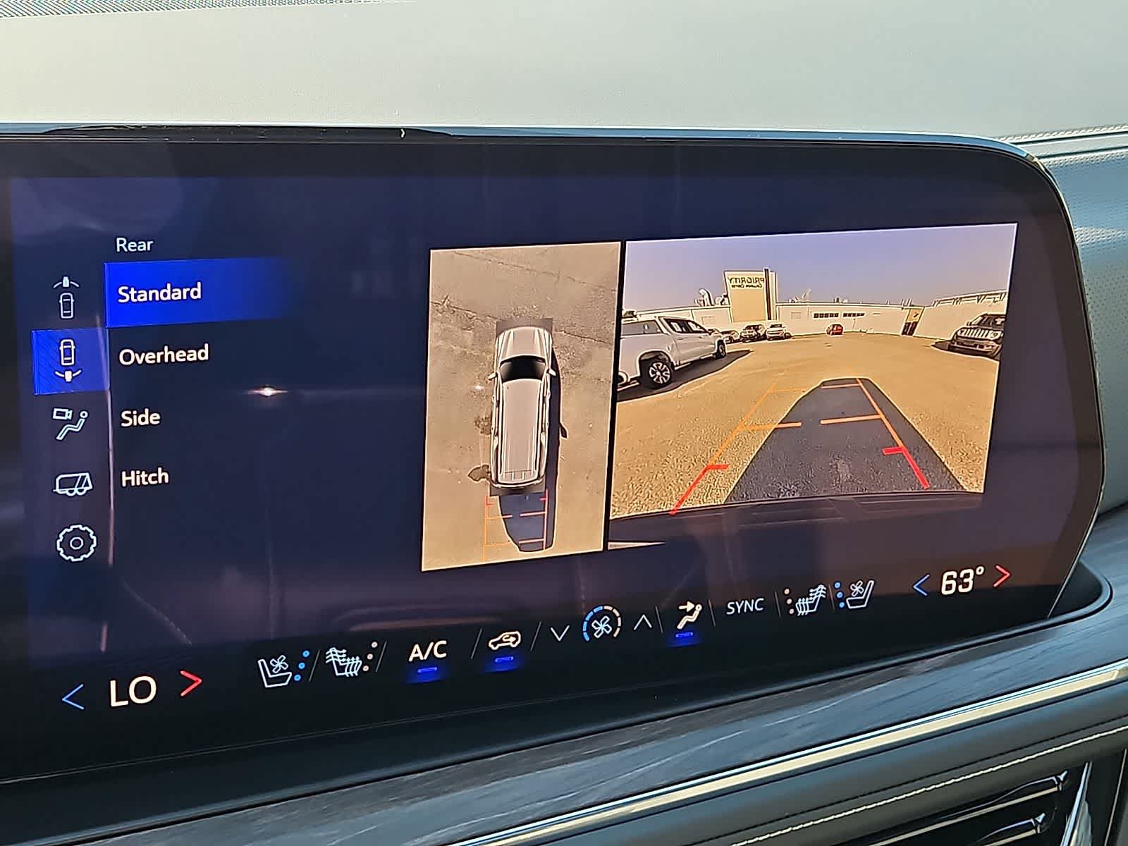 New 2026 Chevrolet Suburban Premier AWD/4WD image 18