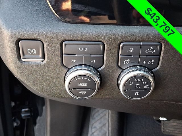 Used 2024 GMC Sierra 1500 SLT AWD/4WD image 24