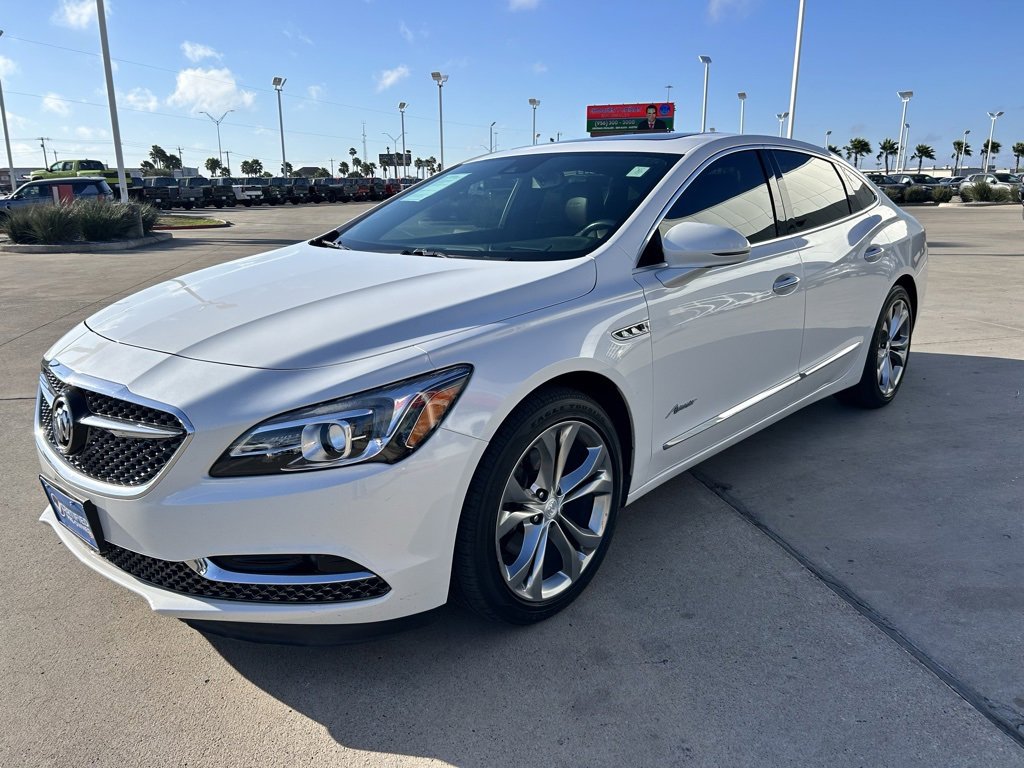 Used 2019 Buick LaCrosse Avenir image 3