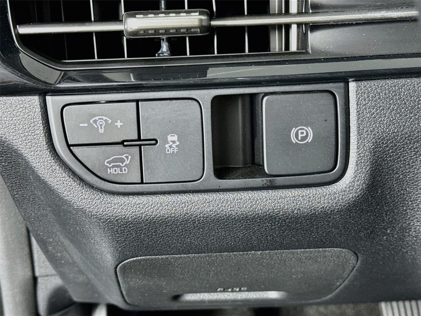 Certified 2026 Kia Sportage SX FWD image 10