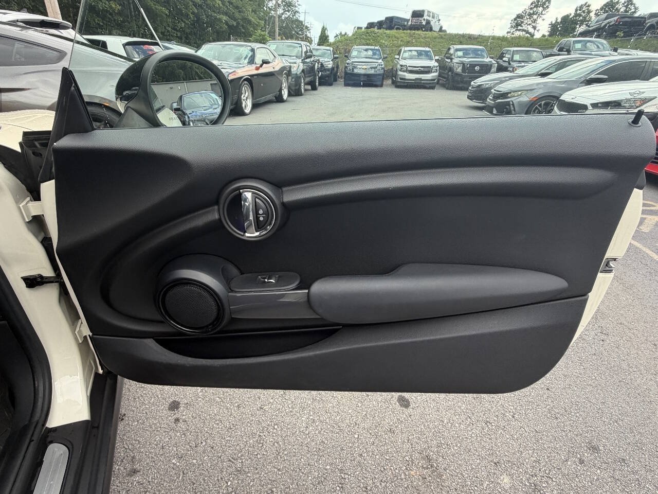 Used 2015 MINI Cooper 2-Door Hardtop FWD image 20