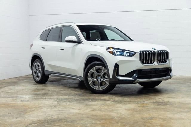 Certified 2025 BMW X1 xDrive28i AWD/4WD image 4