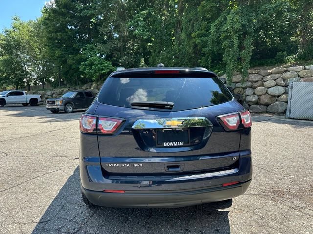 Used 2017 Chevrolet Traverse LT w/ Style and Technology Package AWD/4WD image 4