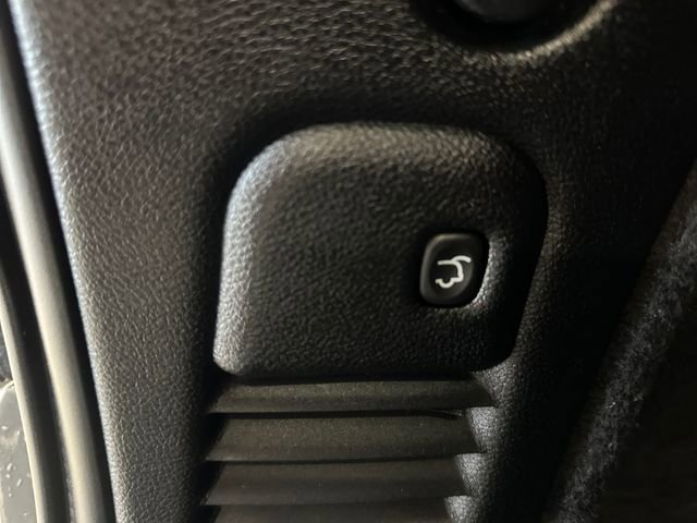 Used 2023 Dodge Durango R/T w/ Tow 'N Go Package AWD/4WD image 21