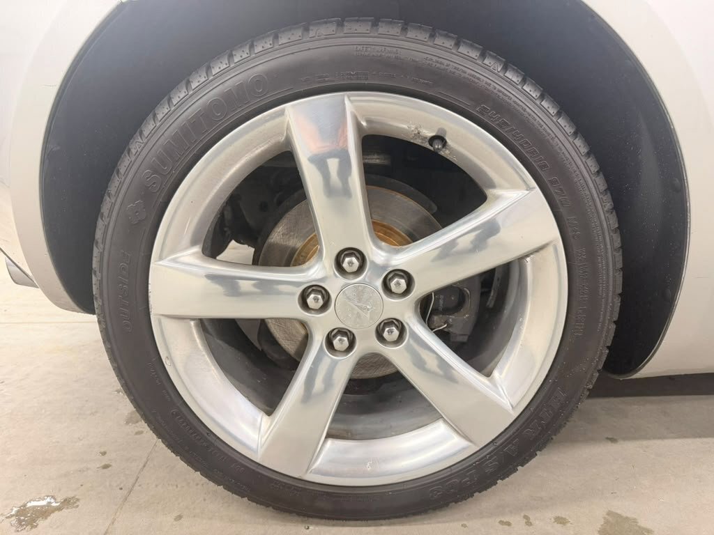 Used 2006 Pontiac Solstice Convertible w/ Premium Package RWD image 16