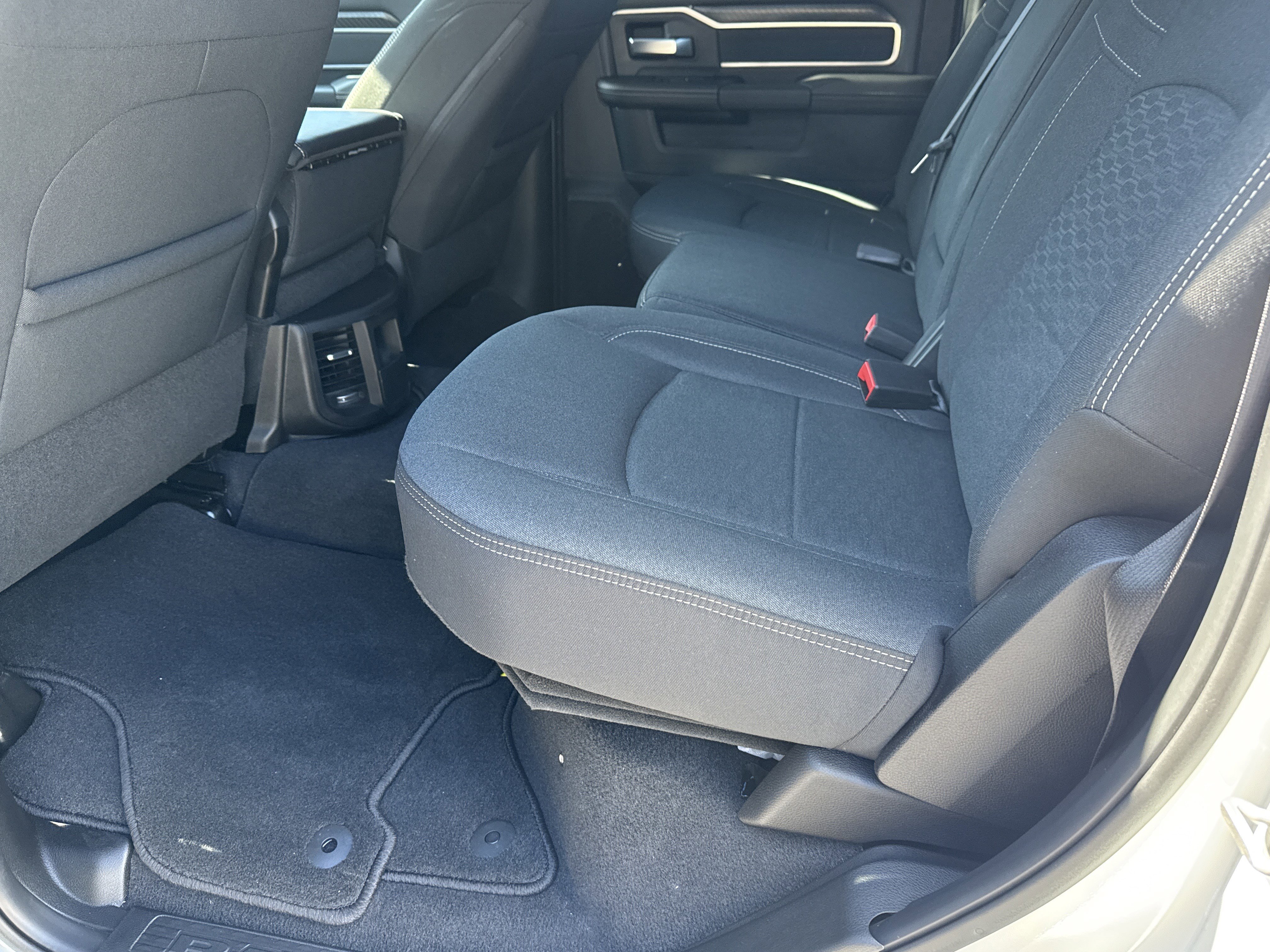 Used 2025 RAM 2500 Big Horn image 24