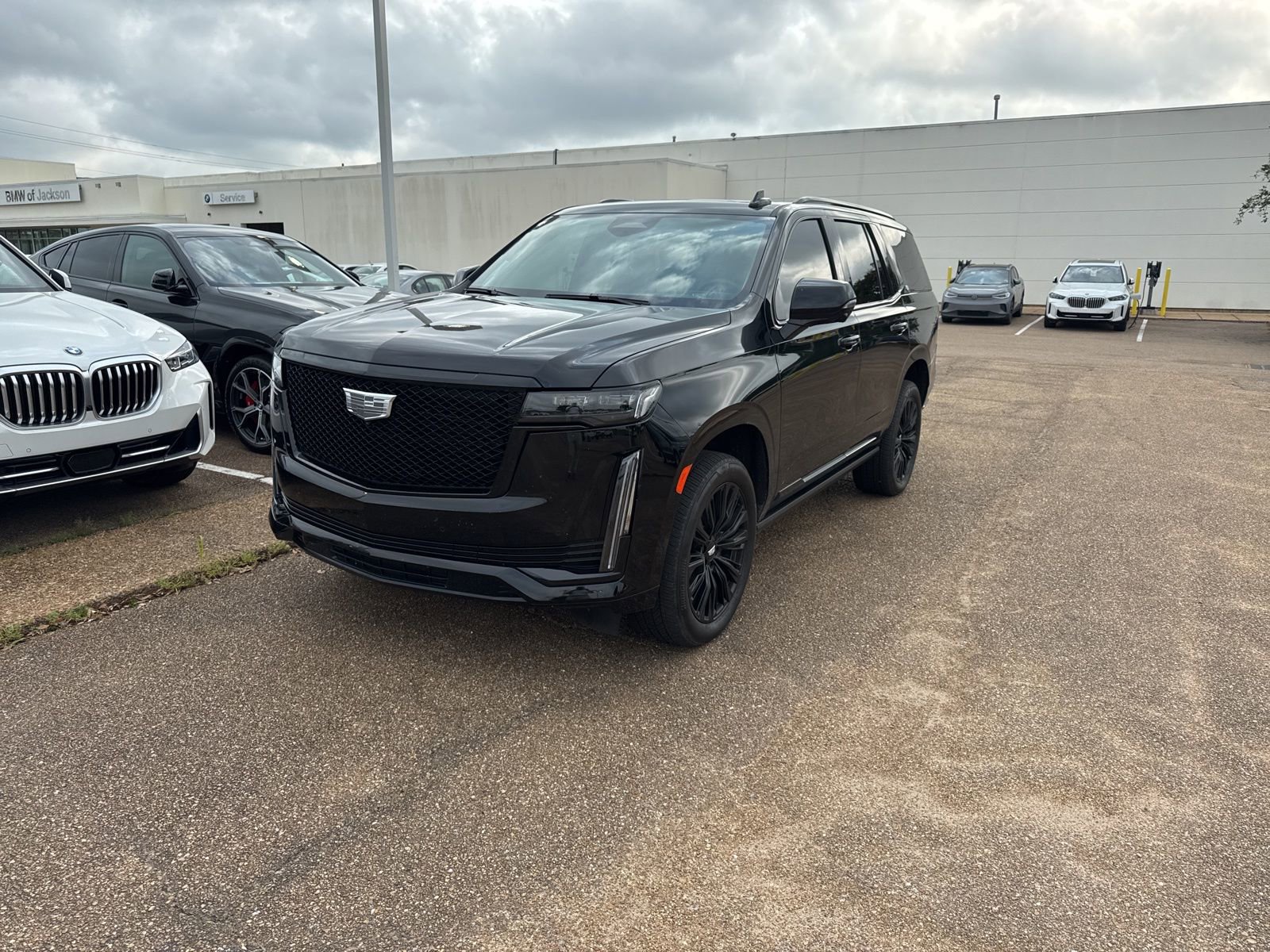 Used 2024 Cadillac Escalade Sport w/ Touring Package RWD image 1