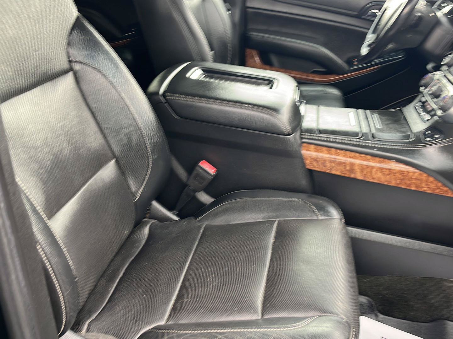 Used 2019 Chevrolet Tahoe Premier AWD/4WD image 29