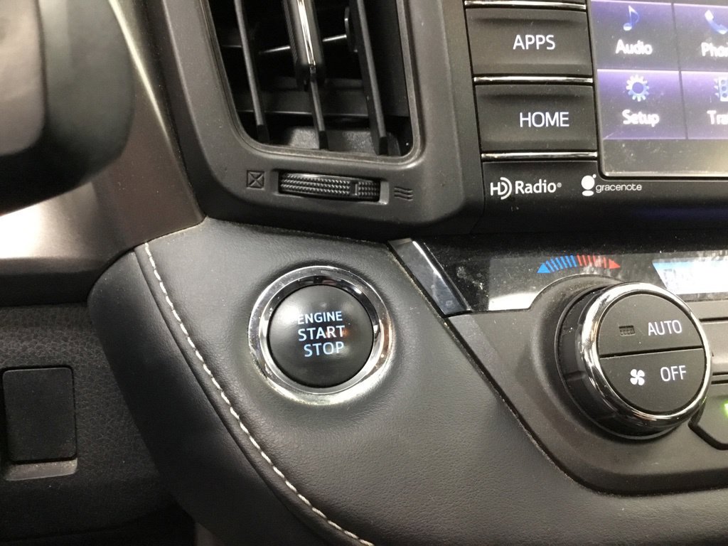 Used 2018 Toyota RAV4 XLE w/ Plus Extra Value Package AWD/4WD image 25