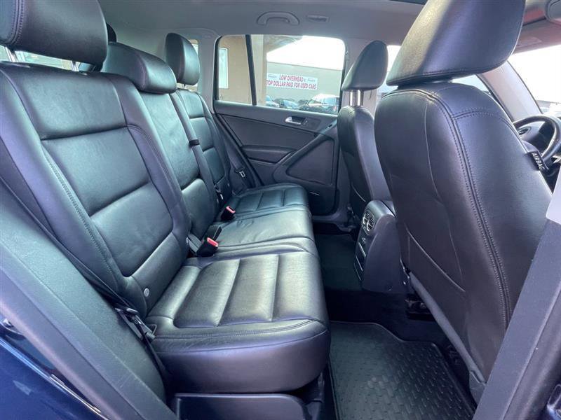 Used 2016 Volkswagen Tiguan SEL FWD image 20