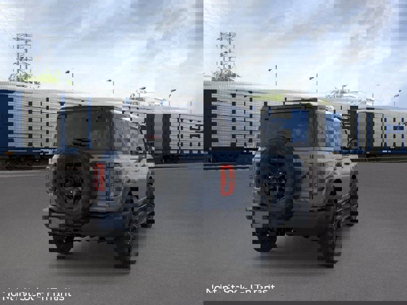 New 2025 Ford Bronco Outer Banks image 8