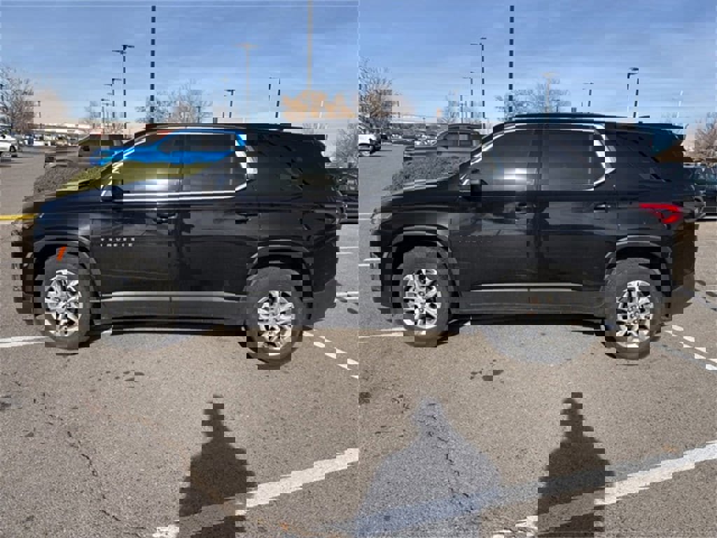 Certified 2023 Chevrolet Traverse LS image 5