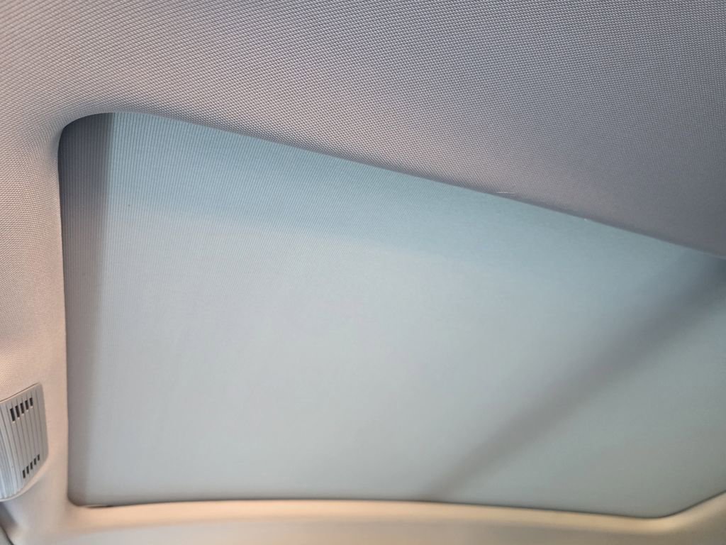 New 2026 Volkswagen Atlas SE image 17