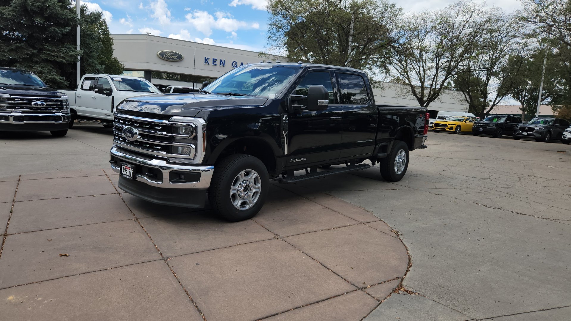 New 2026 Ford F350 XLT w/ XLT Premium Package AWD/4WD image 3