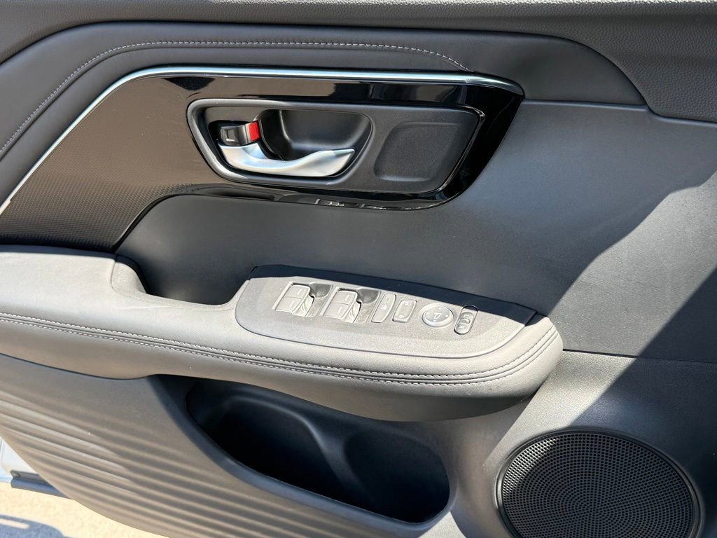 Certified 2025 Acura ADX AWD image 29