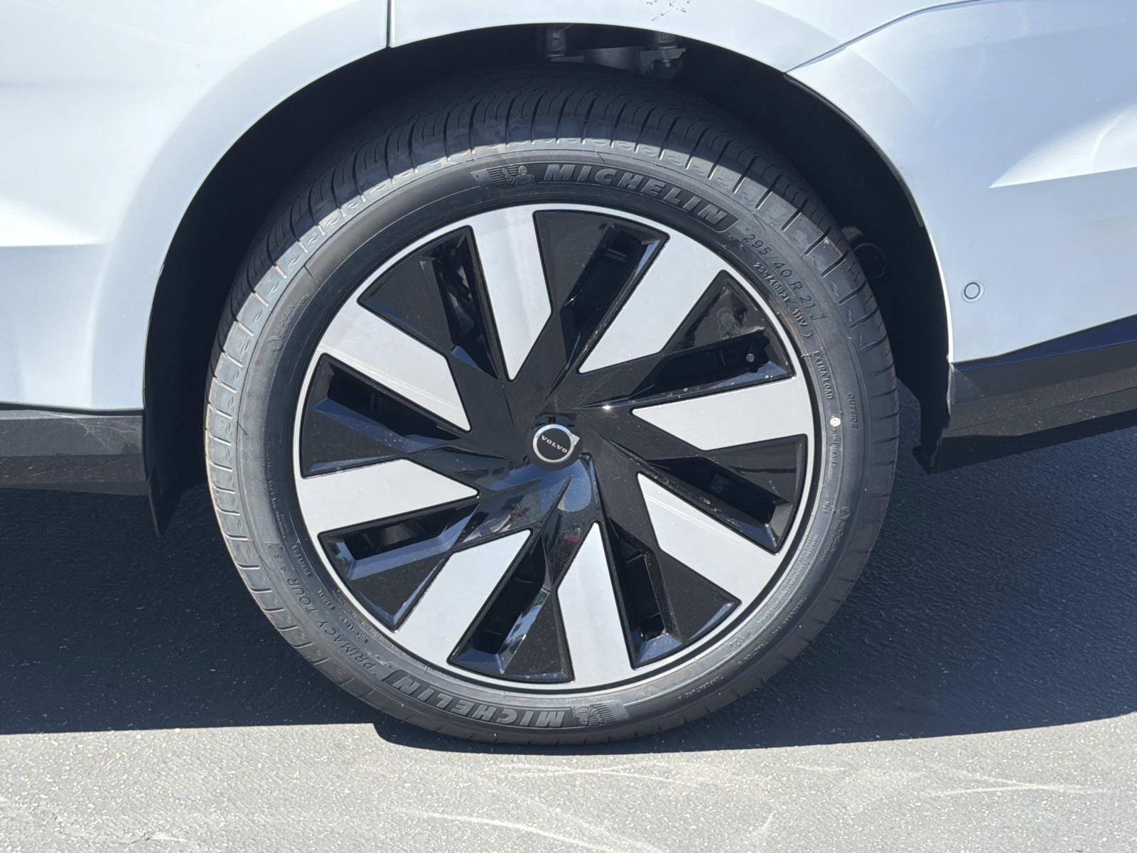 New 2026 Volvo EX90 Ultra AWD/4WD image 24