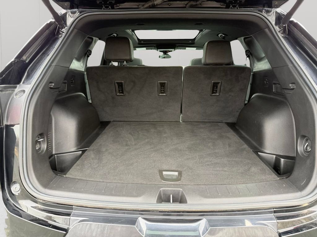 Used 2023 Chevrolet Blazer Premier w/ Enhanced Convenience Package image 38