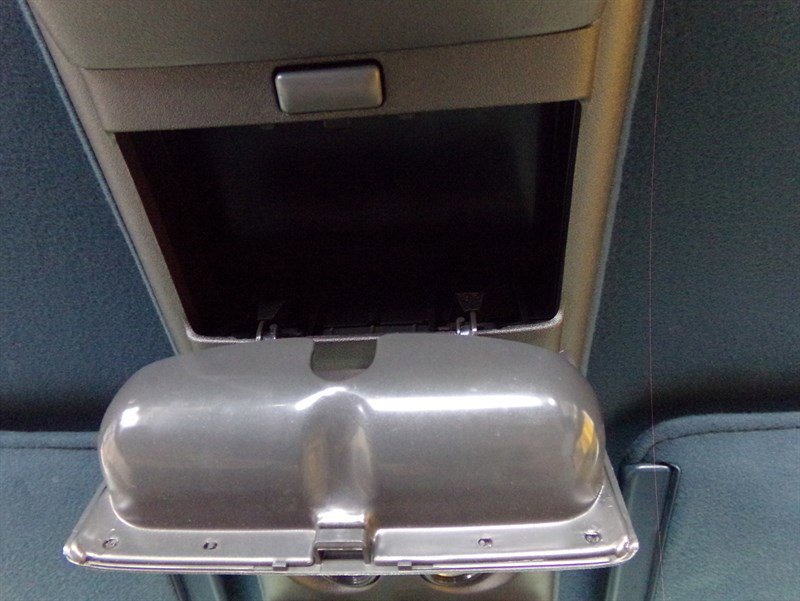 Used 1994 Chevrolet Suburban K1500 4WD image 57