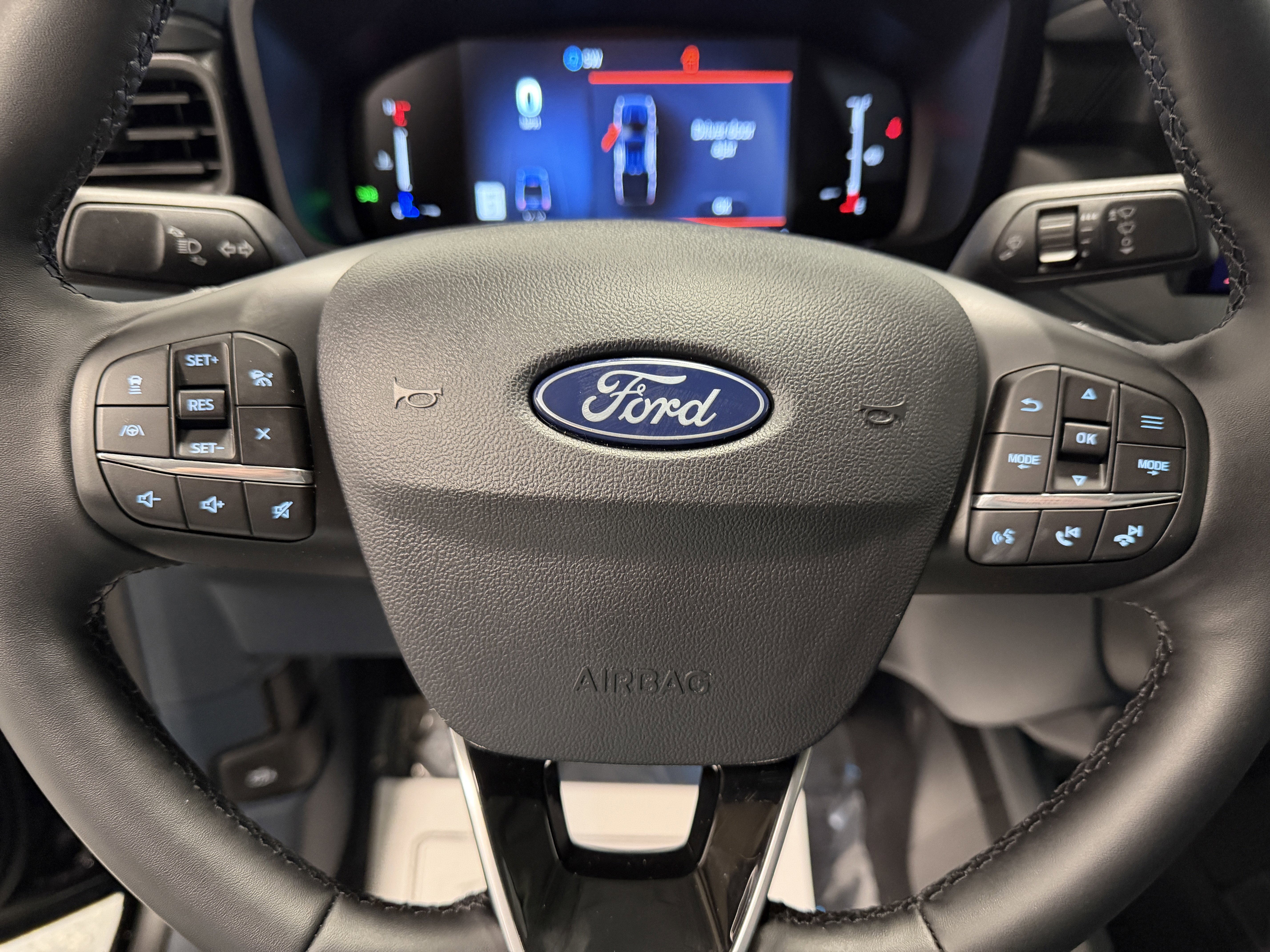 New 2026 Ford Maverick Lariat w/ Black Appearance Package image 16