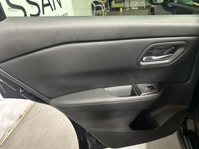 Certified 2024 Nissan Rogue SV AWD/4WD image 22