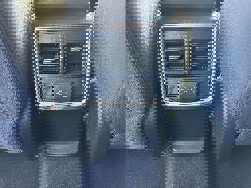 Used 2021 Subaru Forester Premium AWD/4WD image 9