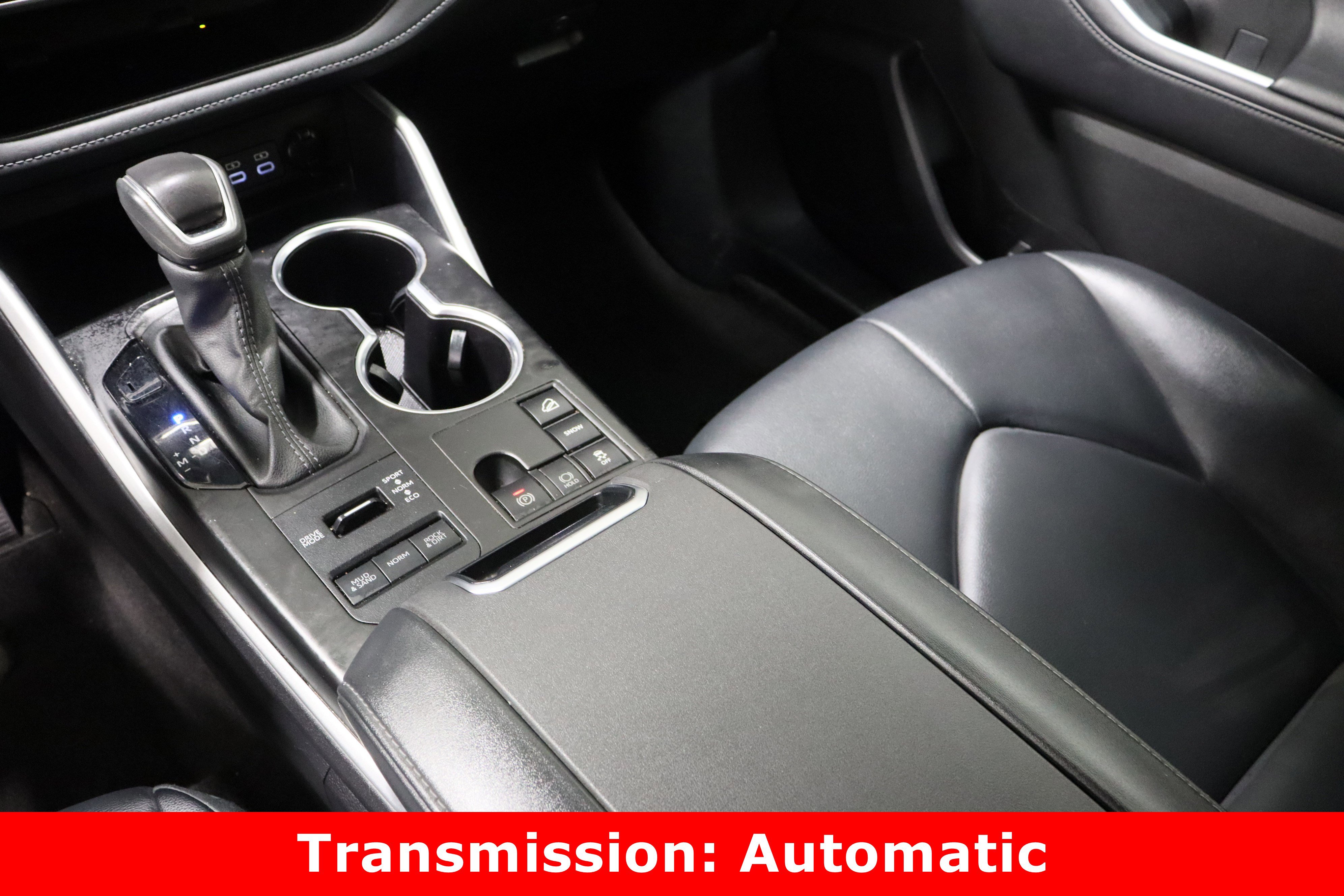 Used 2024 Toyota Highlander XLE image 17