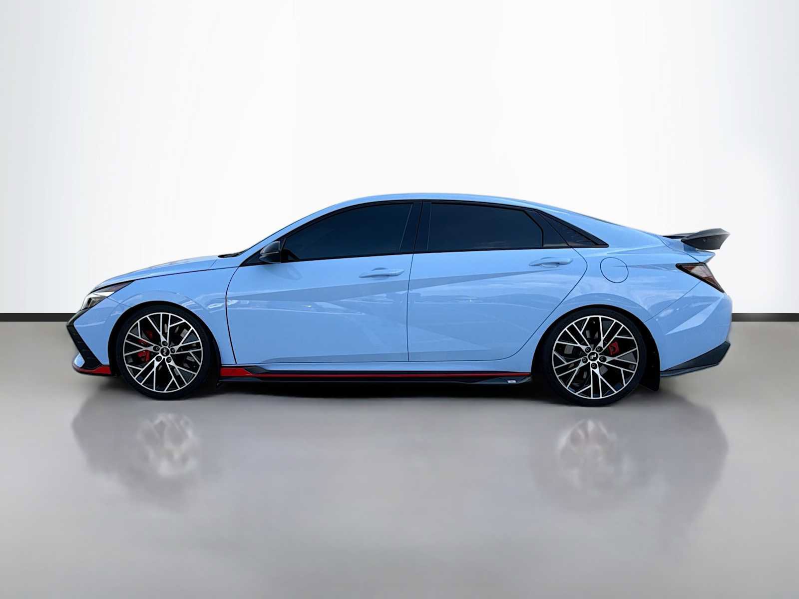 Used 2022 Hyundai Elantra N w/ Preferred Accessory Package FWD image 5