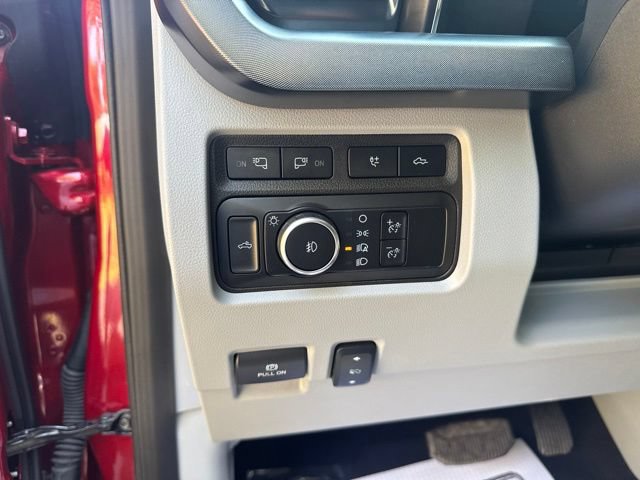Used 2024 Ford F350 Limited w/ FX4 Off-Road Package AWD/4WD image 9