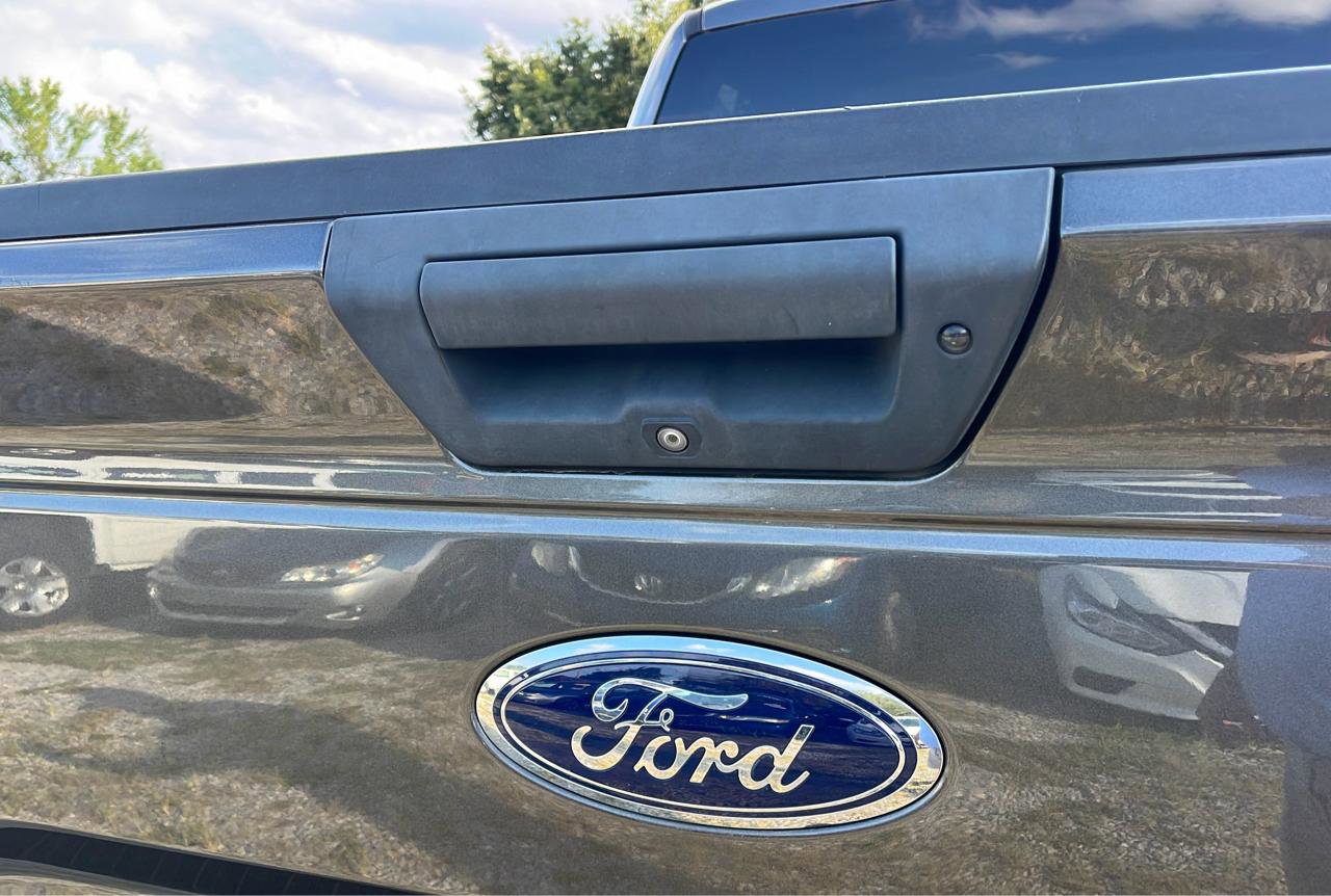 Used 2017 Ford F150 XLT w/ Equipment Group 301A Mid AWD/4WD image 24