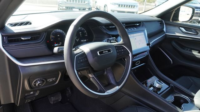 New 2026 Jeep Grand Cherokee Limited AWD/4WD image 18