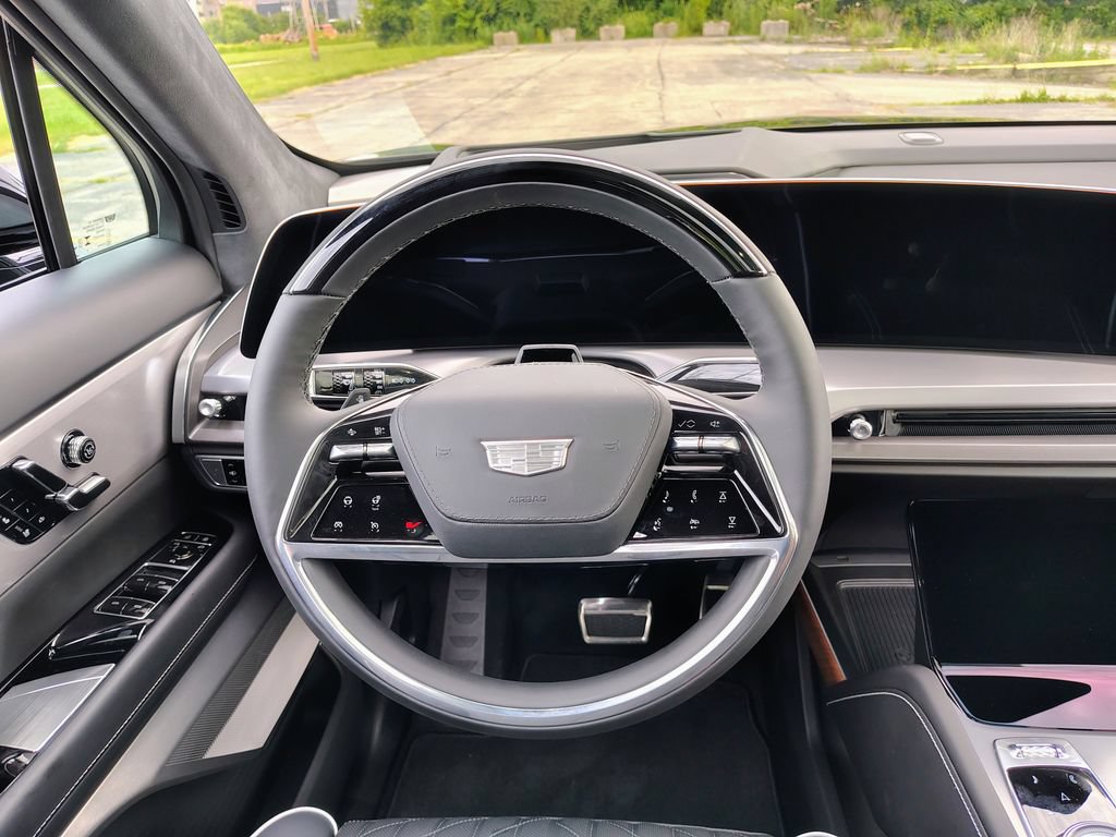 New 2027 Cadillac Vistiq Premium Luxury AWD/4WD image 38