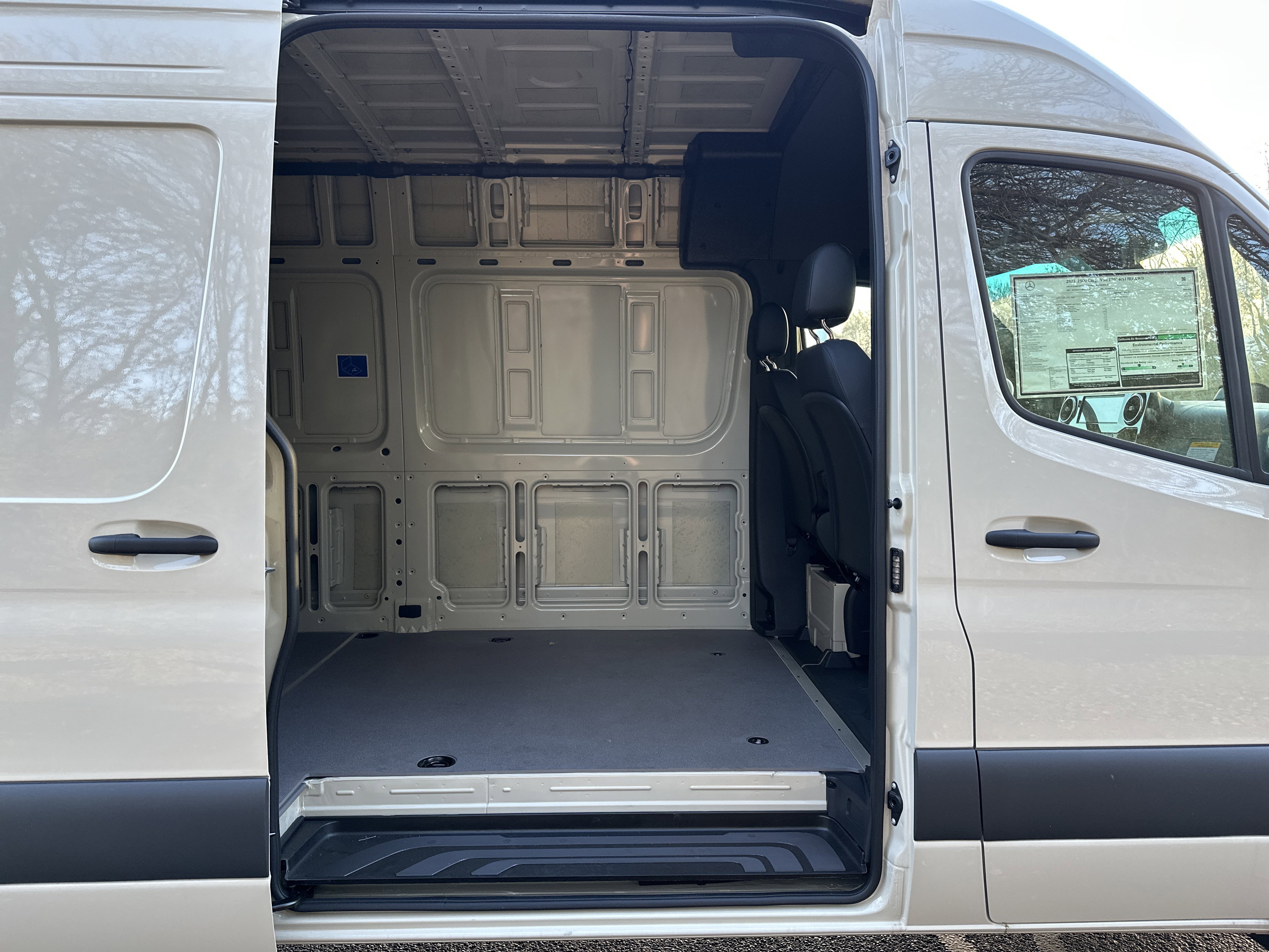 New 2025 Mercedes-Benz Sprinter 2500 image 7