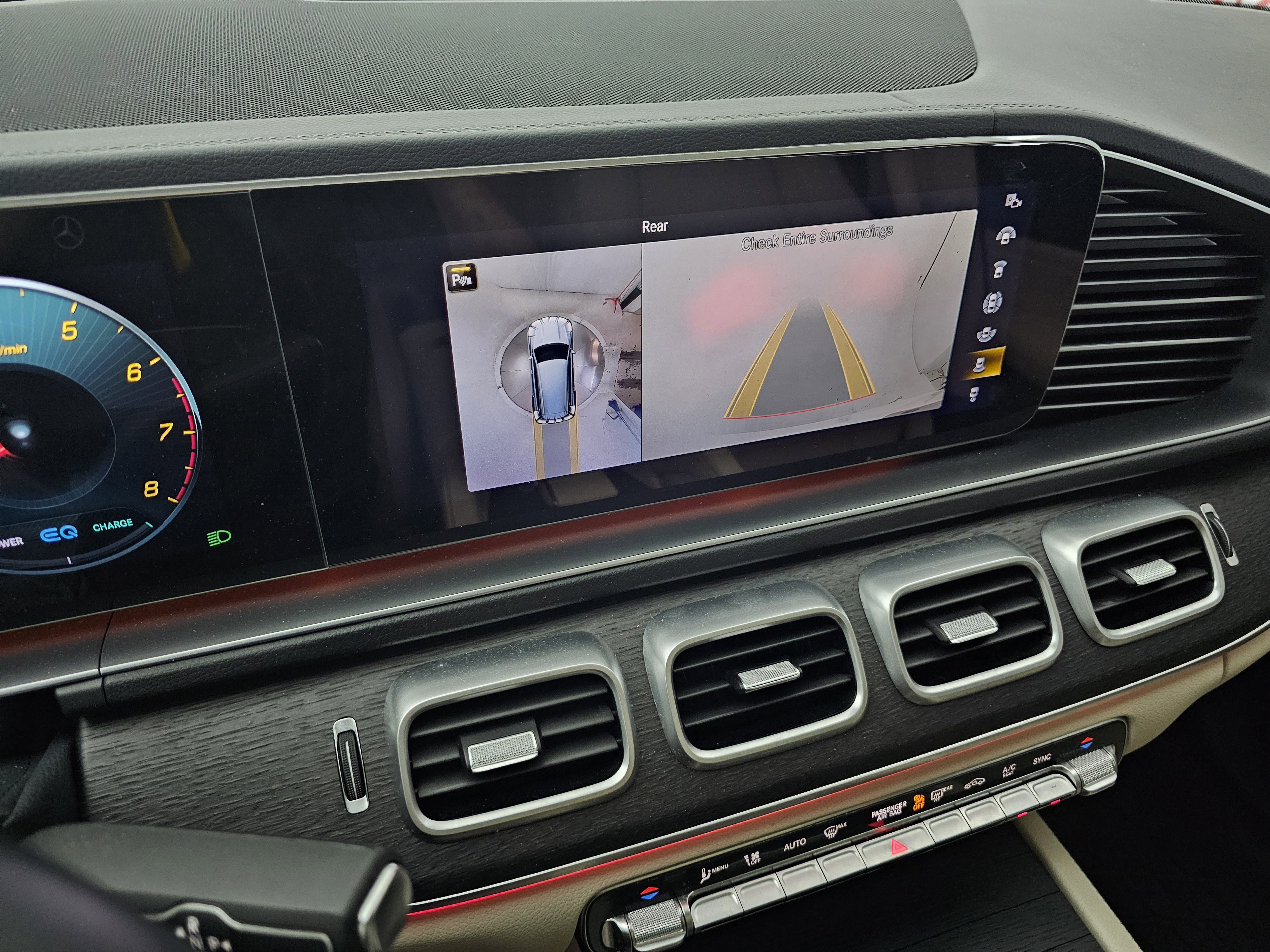 Used 2022 Mercedes-Benz GLS 450 4MATIC image 26