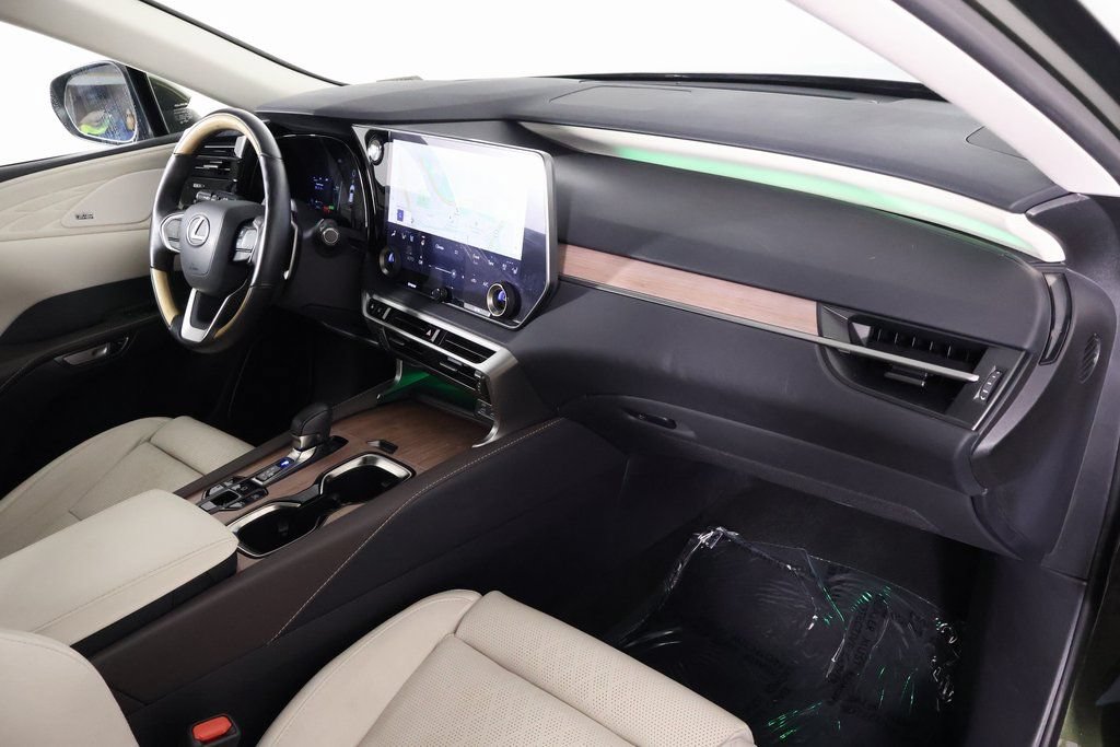Used 2025 Lexus RX 450h AWD w/ Convenience Package image 9