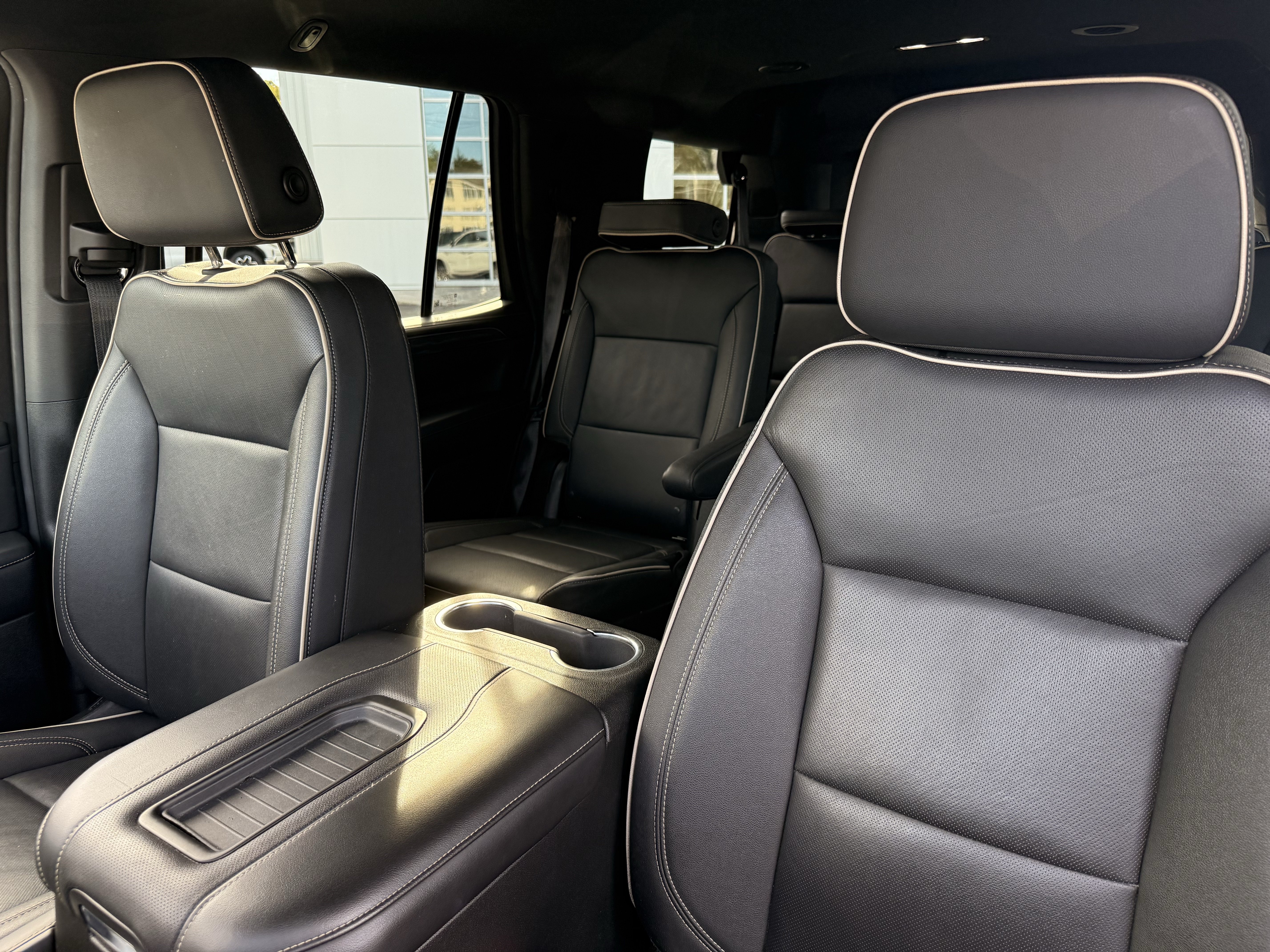Certified 2024 GMC Yukon SLT AWD/4WD image 12