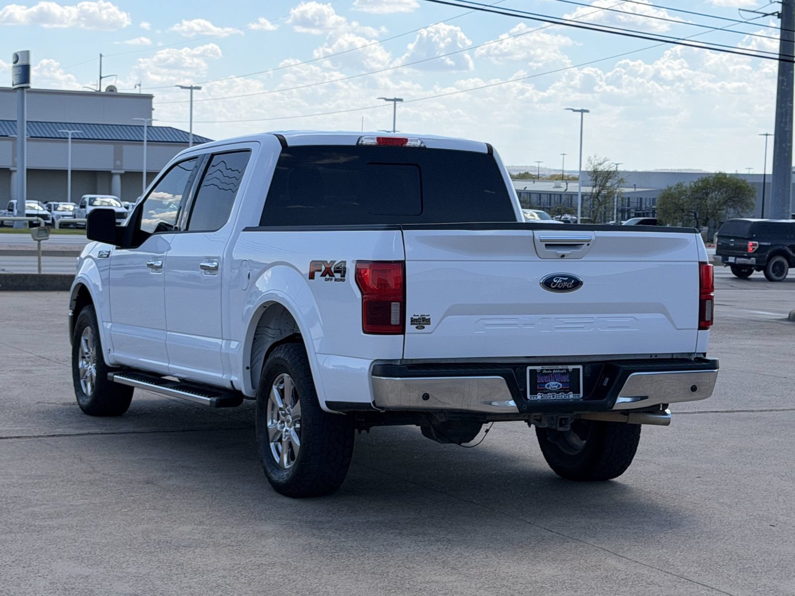 Used 2019 Ford F150 Lariat w/ Equipment Group 502A Luxury AWD/4WD image 6