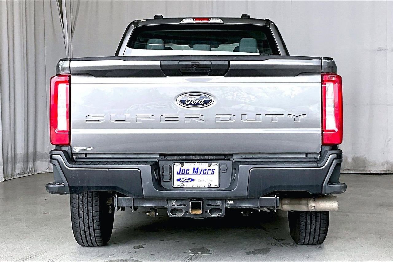 Used 2025 Ford F250 XL RWD image 4