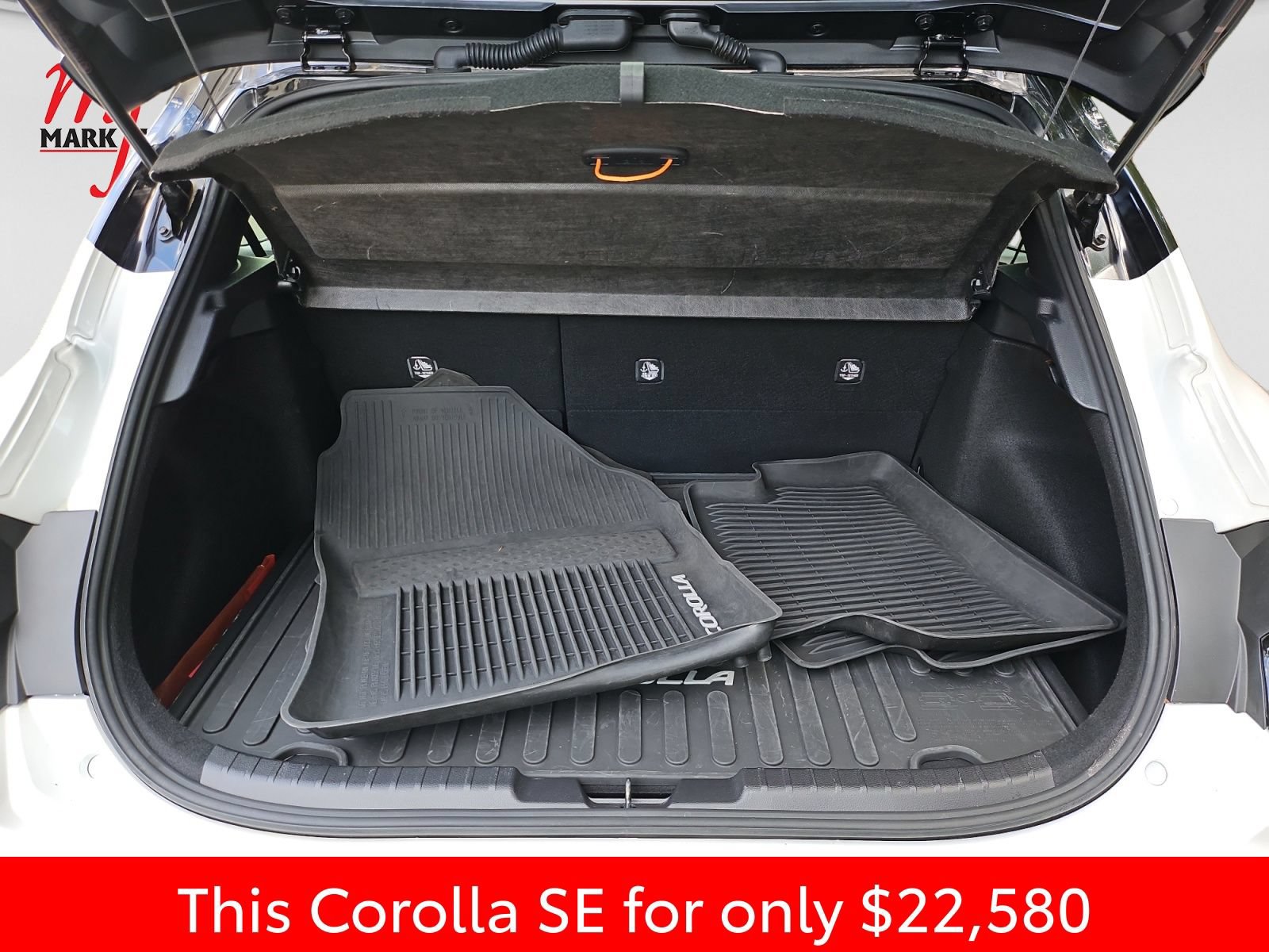 Used 2023 Toyota Corolla SE FWD image 19