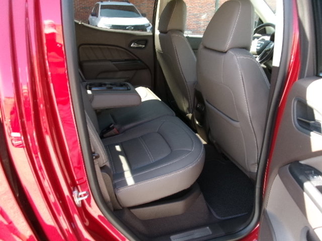 Used 2021 GMC Canyon Denali RWD image 13