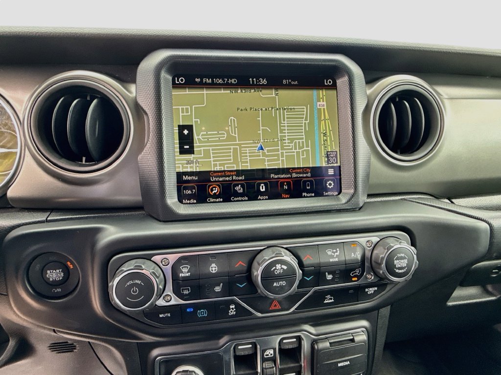 Certified 2023 Jeep Wrangler Unlimited w/ Sun & Screen Package AWD/4WD image 16