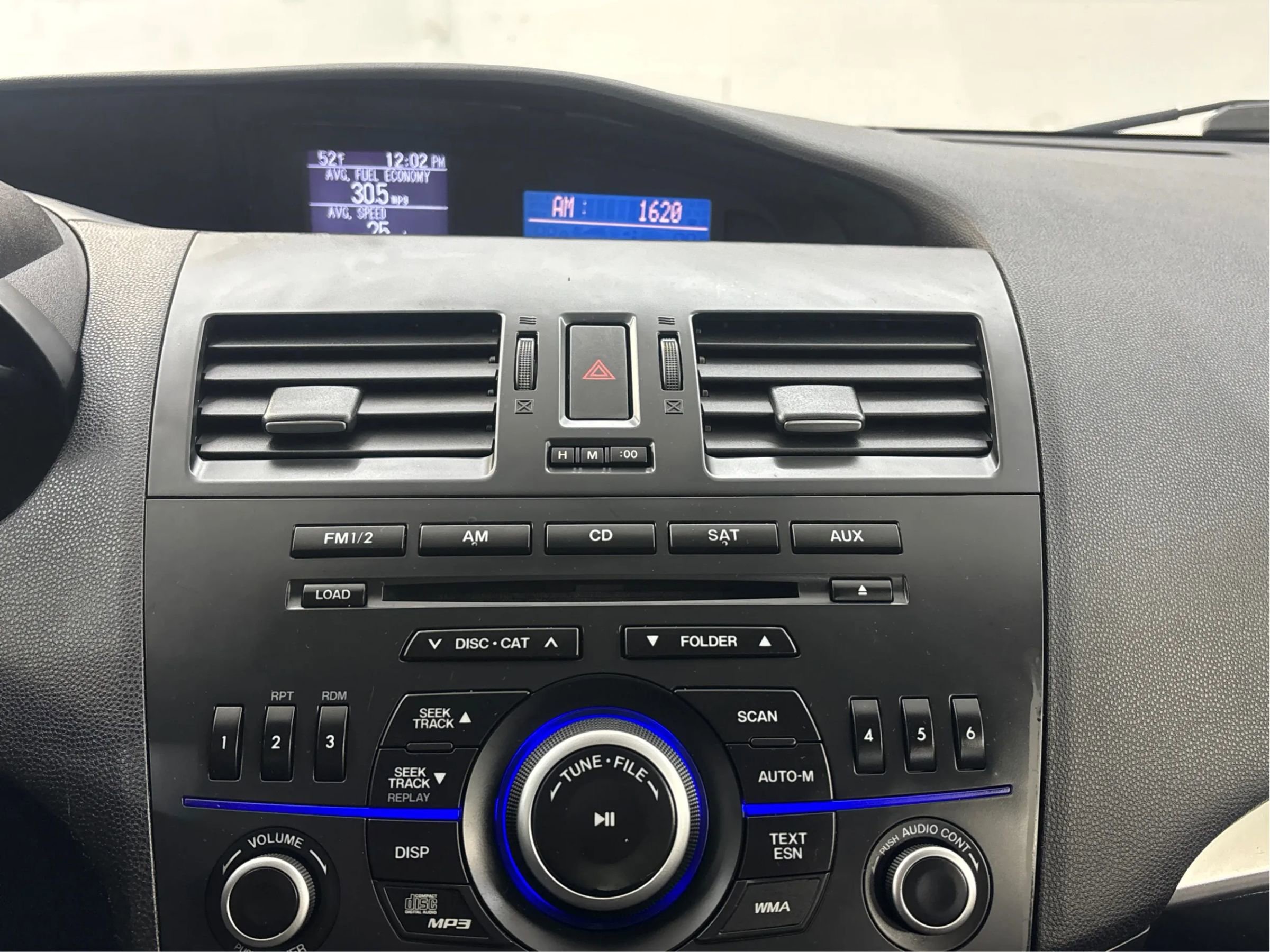 Used 2013 MAZDA MAZDA3 i Sport image 19